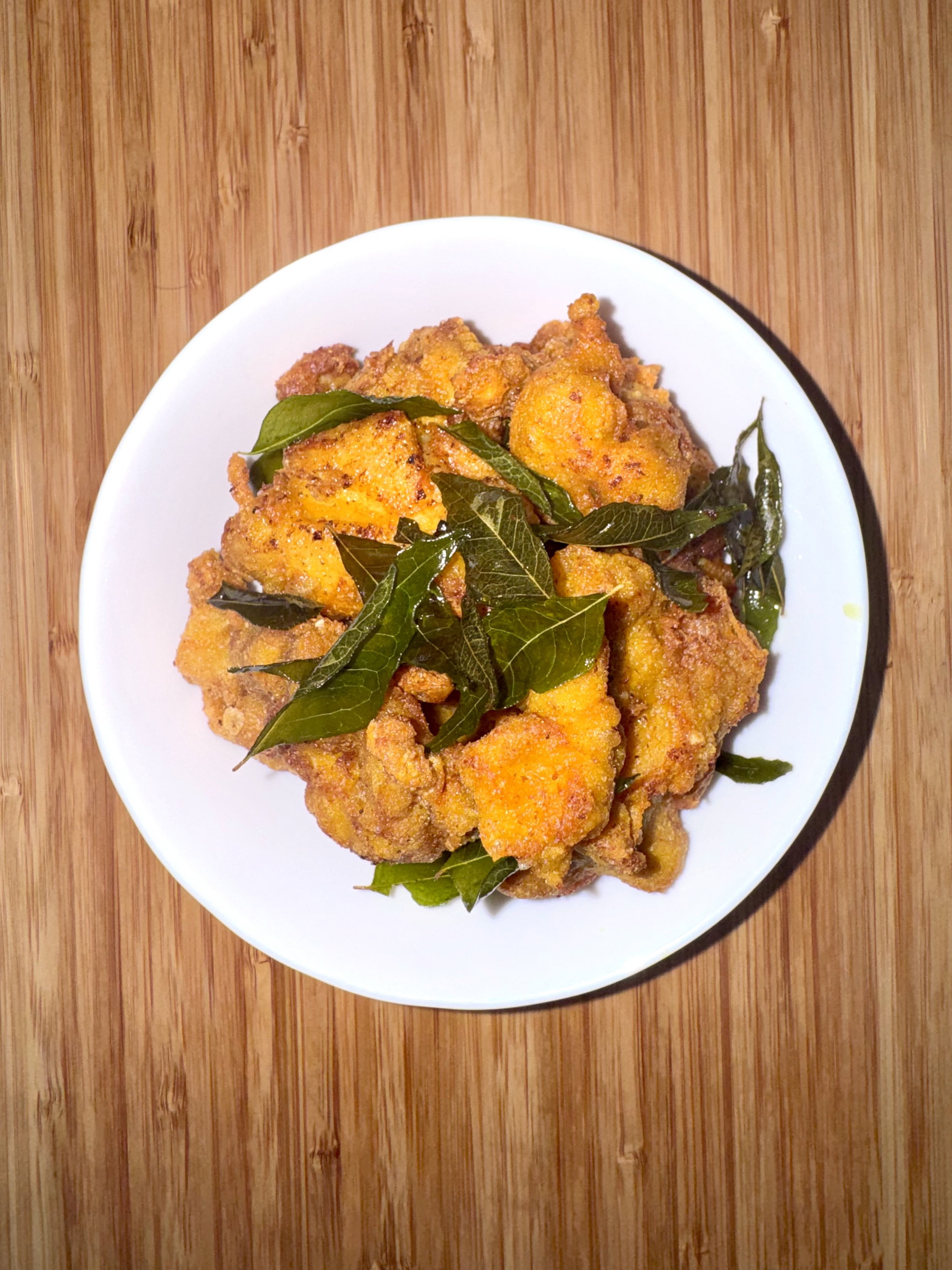 Golden Turmeric Fried Chicken Thighs _0