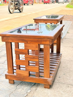 SOLID TEAK WOOD CENTER / TEAPOY