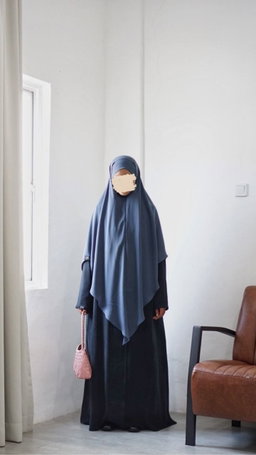 Ummu Mecca | Runtun Khimar | In'am Gallery