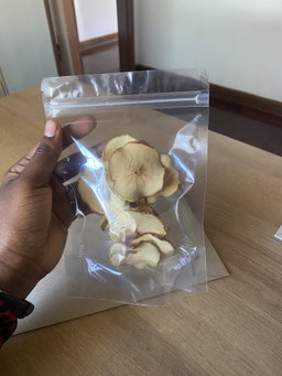 Dried fruits 