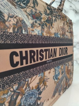 Dior tote