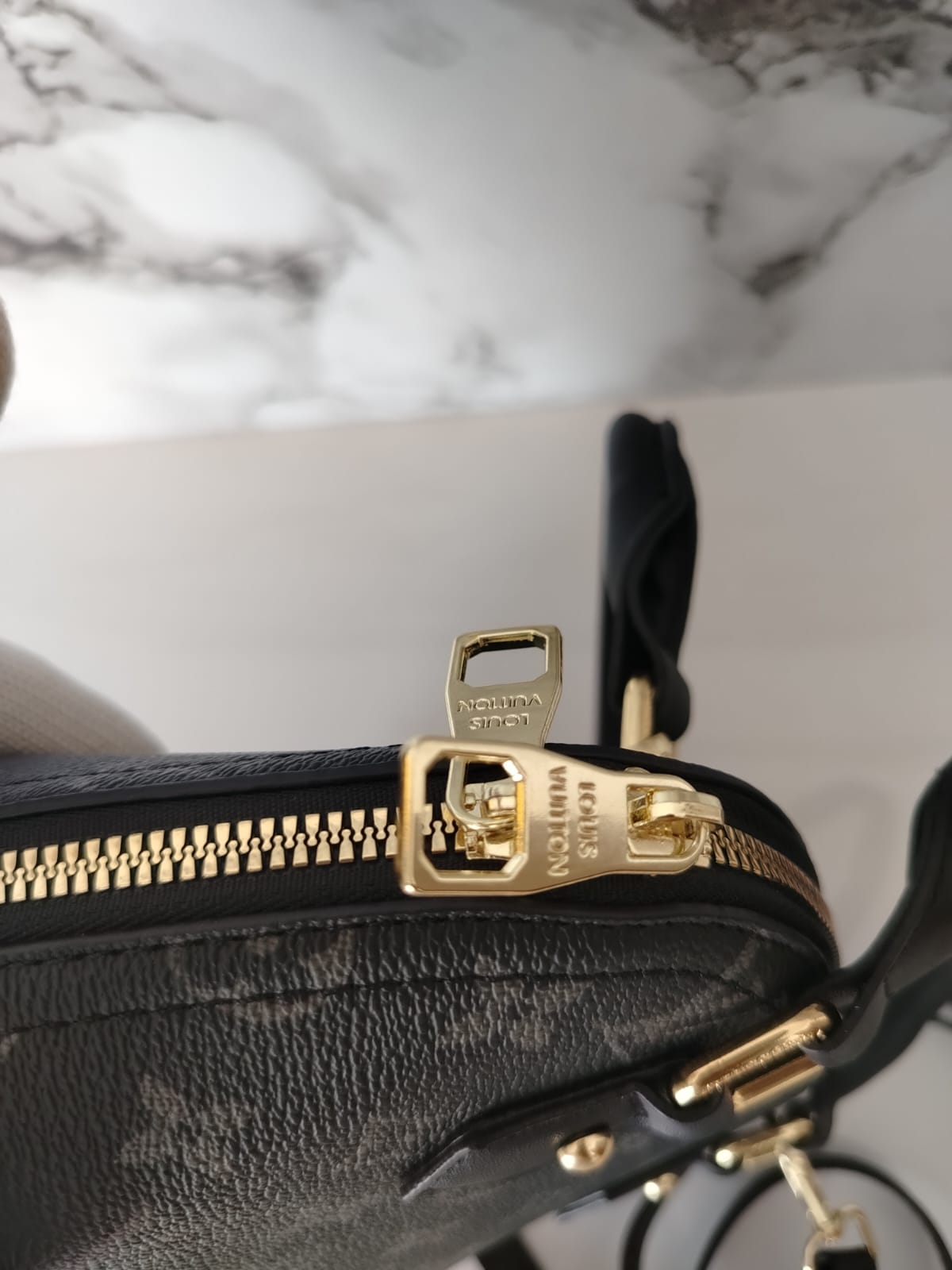 Lv black_2