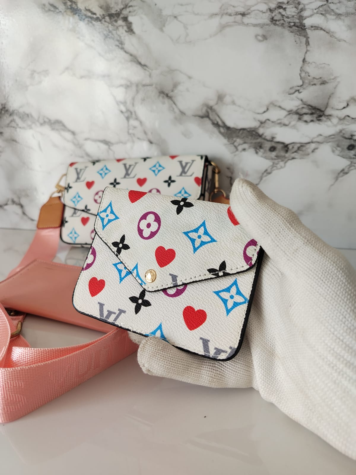 Lv pochete pink _3