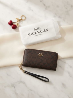 Wallet dark brown 