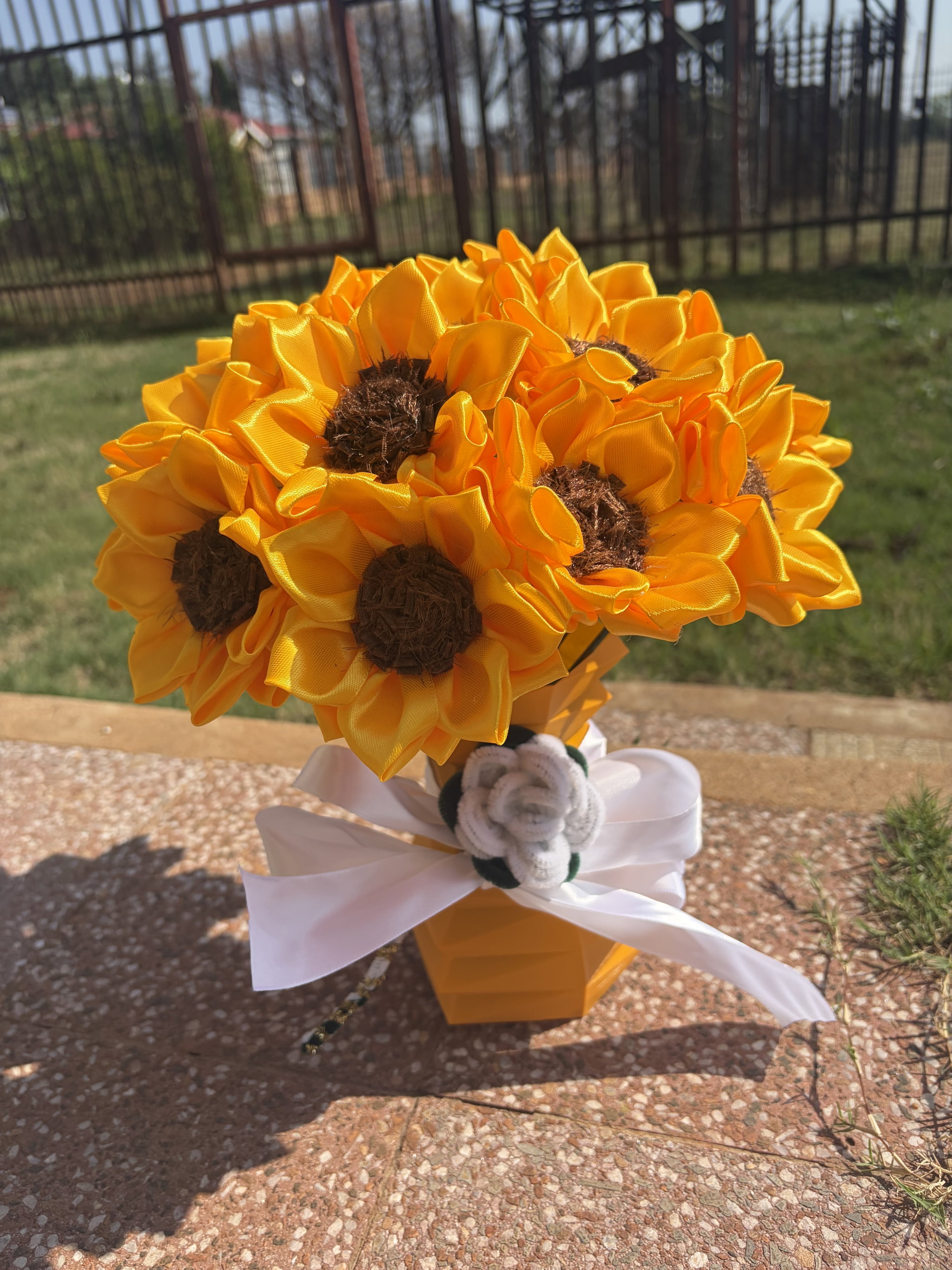 16 Sunflower Bouquet_1