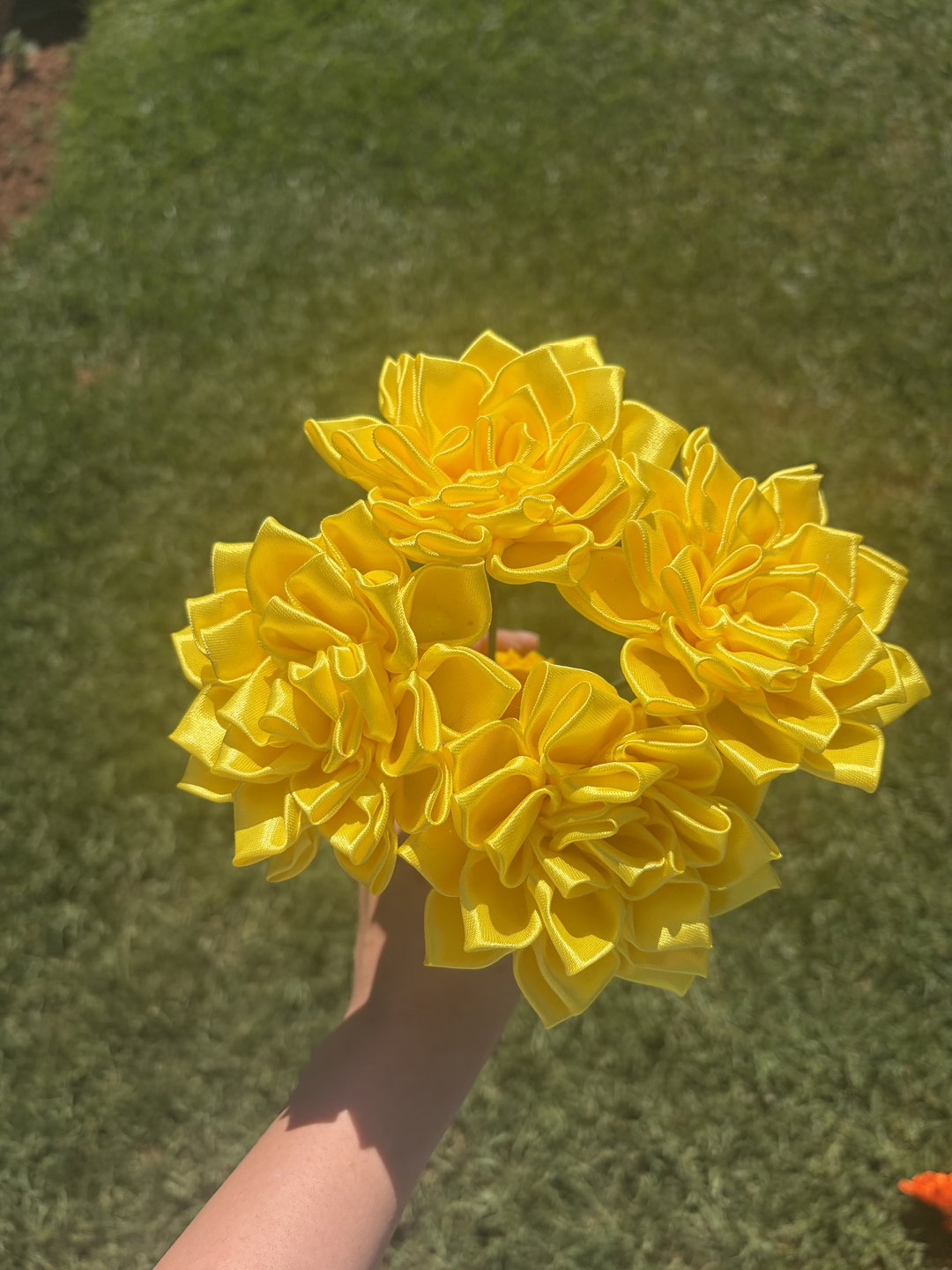 25 Dahlia Bouquet