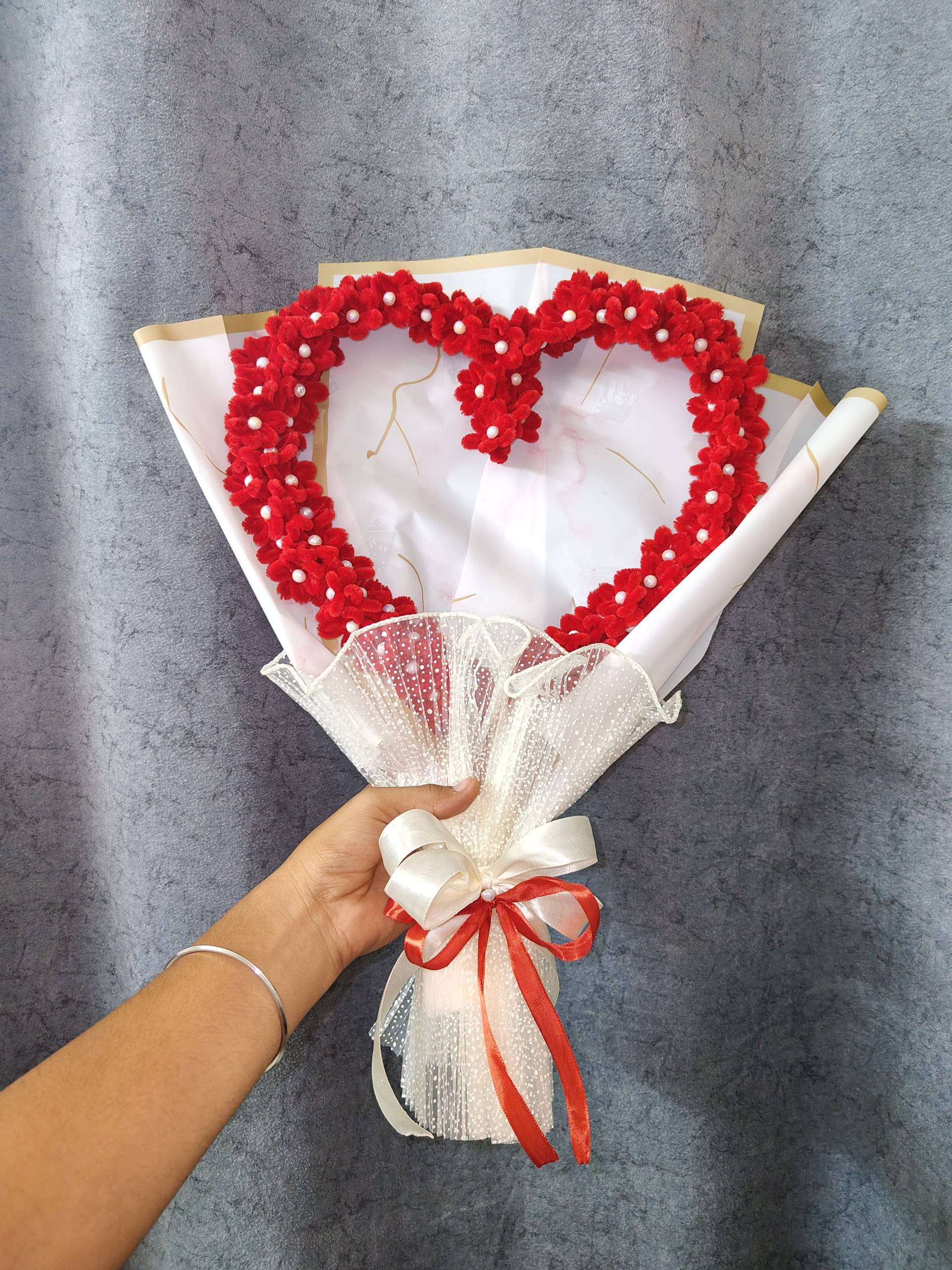 Heart Daisy Flower Bouquet_0
