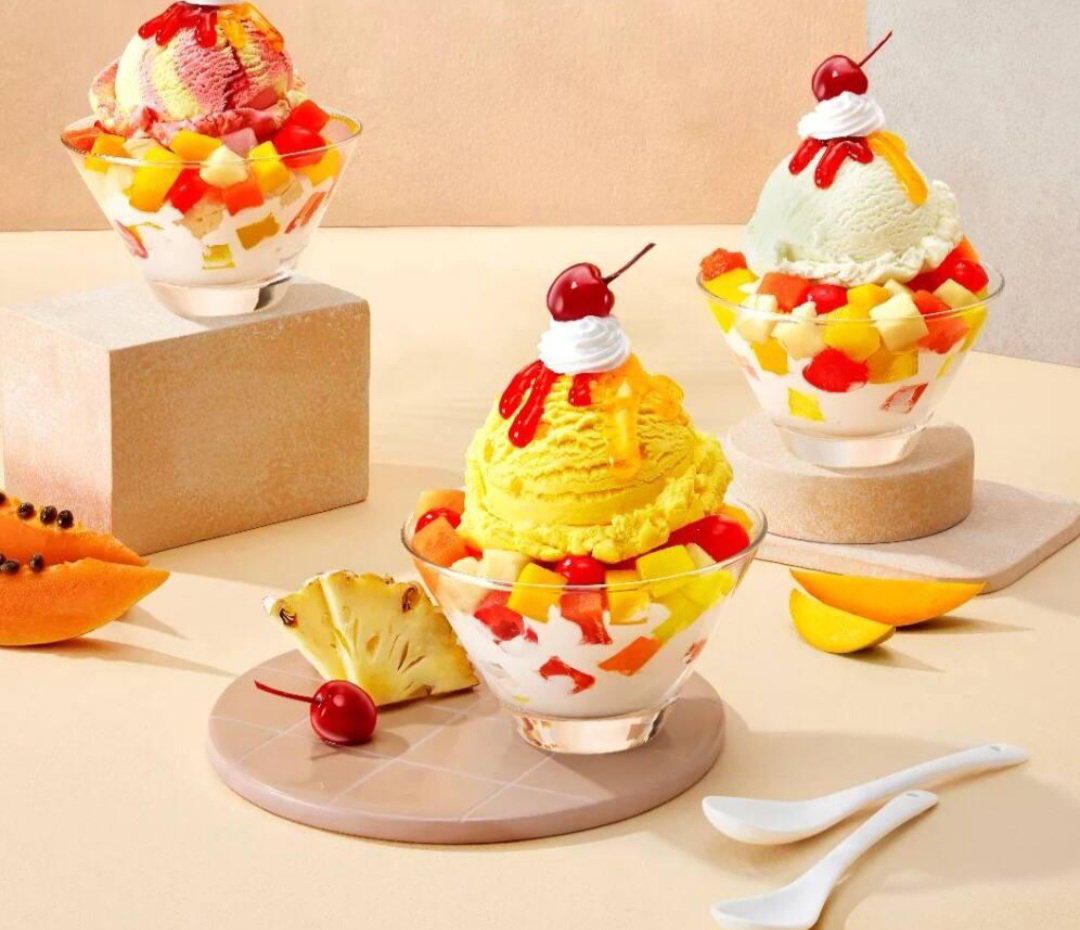 Royal Fruit Salad with Vanilla Ice Cream
