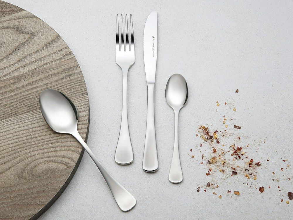 32-Piece Dinnerware and Cutlery Set_1