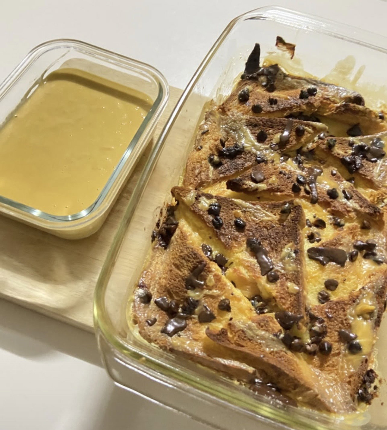 BREAD PUDDING WITH CUSTARD CREAM_0
