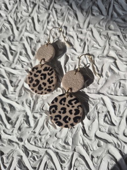 Leopard buttons - sandy beige and black