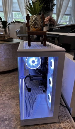 PC GAMING WHITE RGB – Ryzen 5 3600 / RTX 2060 SUPER 8GB / RAM 16GB / SSD 480GB