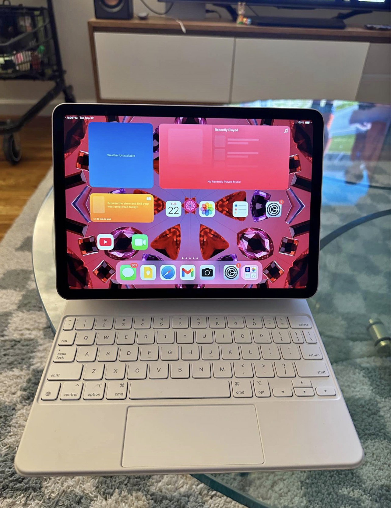 Apple iPad Air 5e génération – 64GB Wi-Fi – avec Magic Keyboard