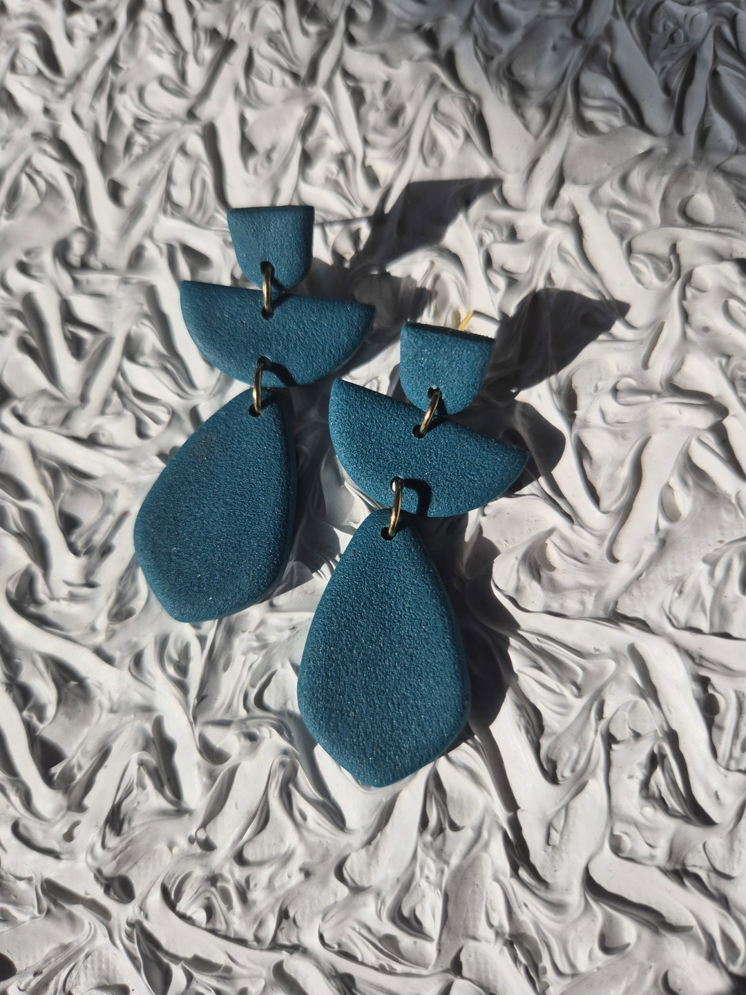 Ocean Abyss - deep teal
