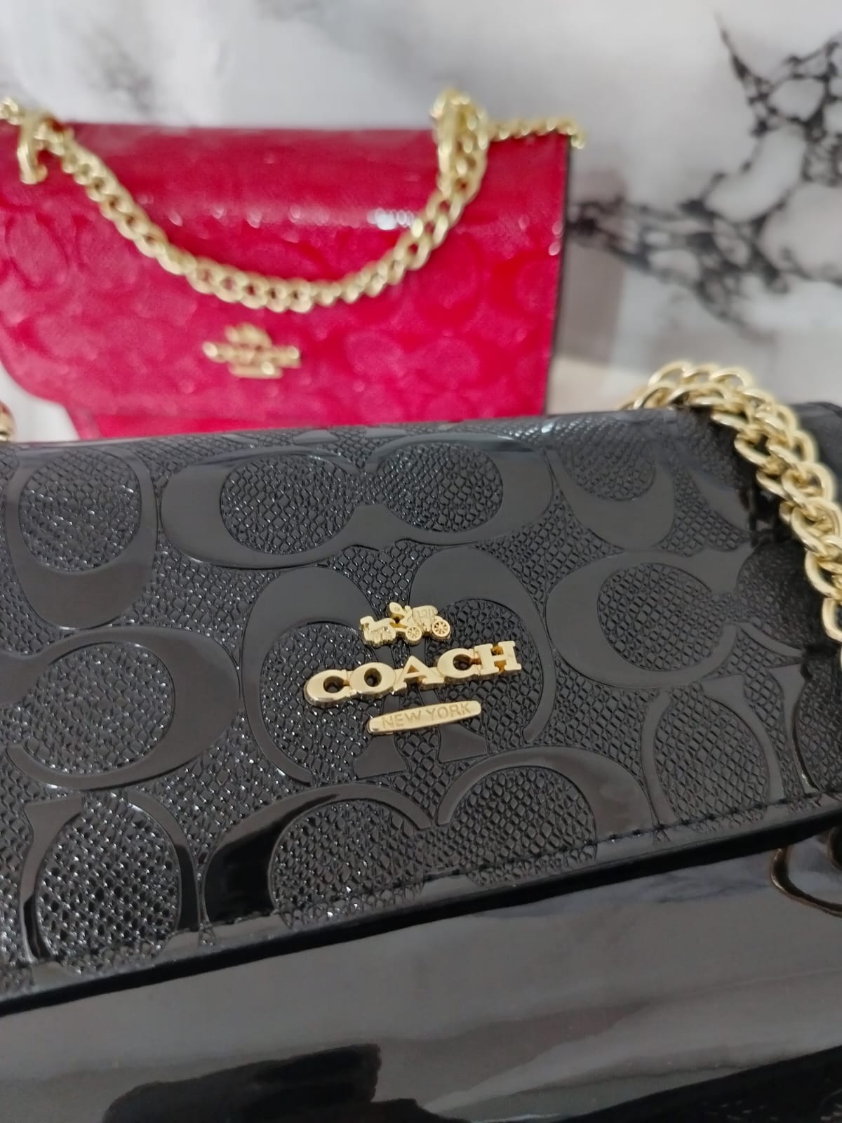 Coach black chained _2