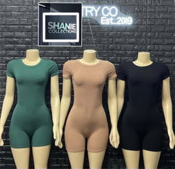 Short jumpsuit