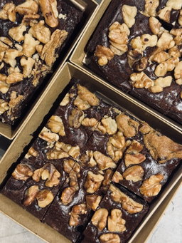 Walnut Brownies