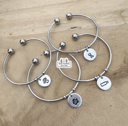 Pulsera amuleto