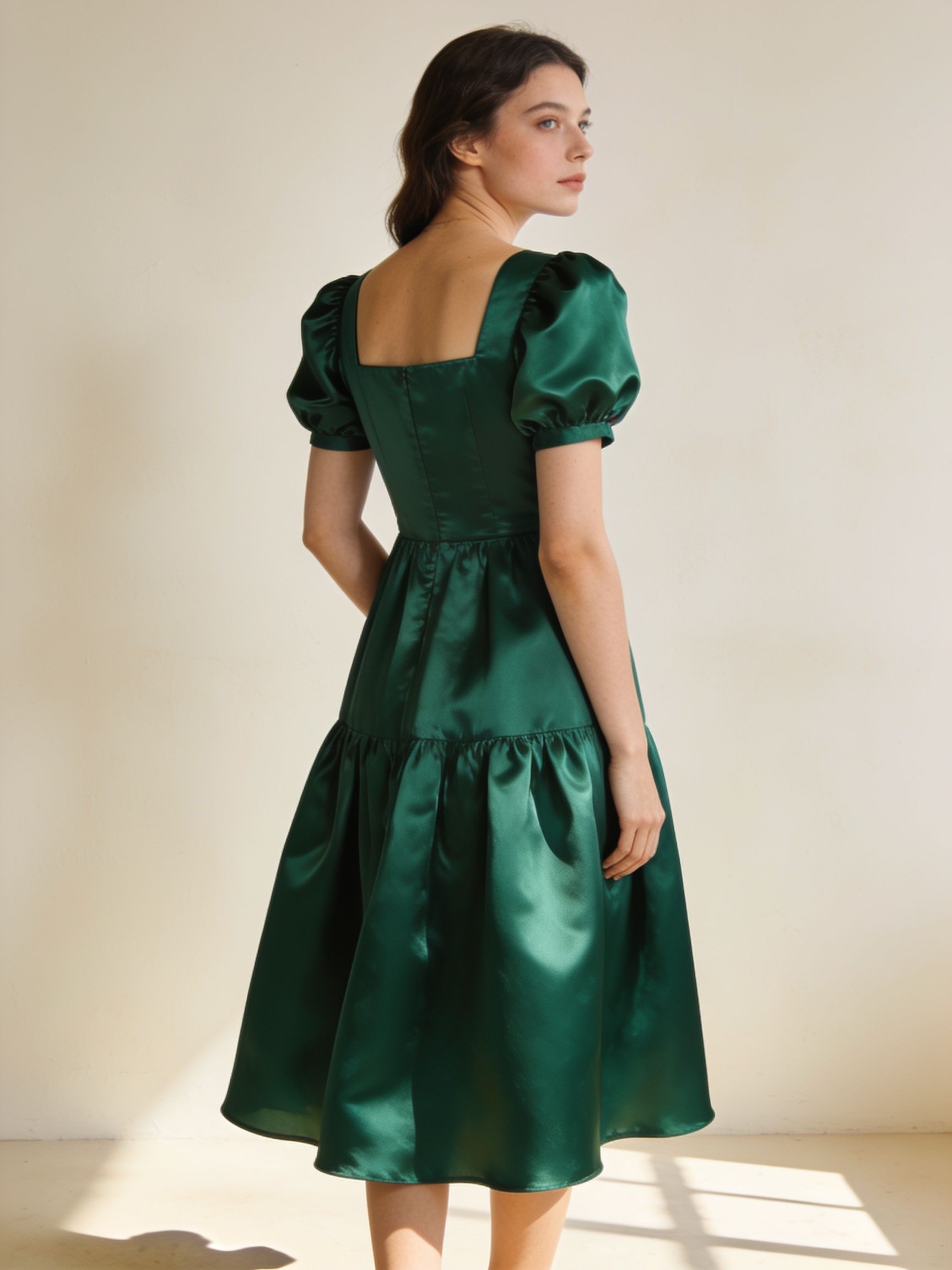 Vestido Cala · satén verde botella