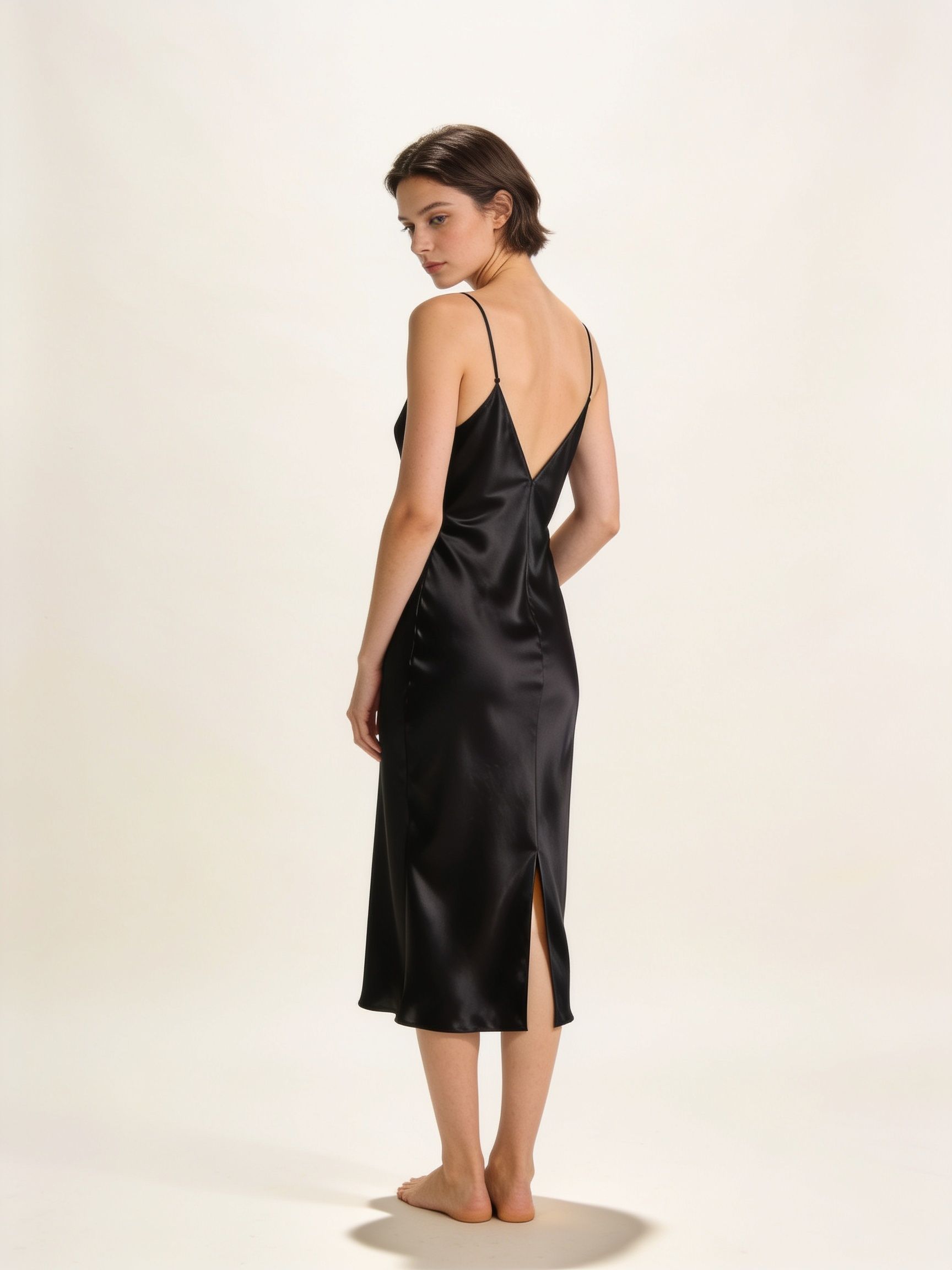 Vestido Bruna · seda negra midi