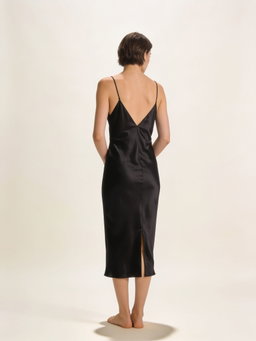 Vestido Bruna · seda negra midi