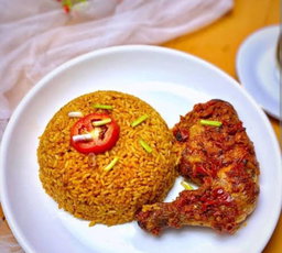 Jollof Rice & Large Chicken Laps