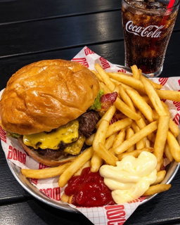 ★ G Burger Beef
