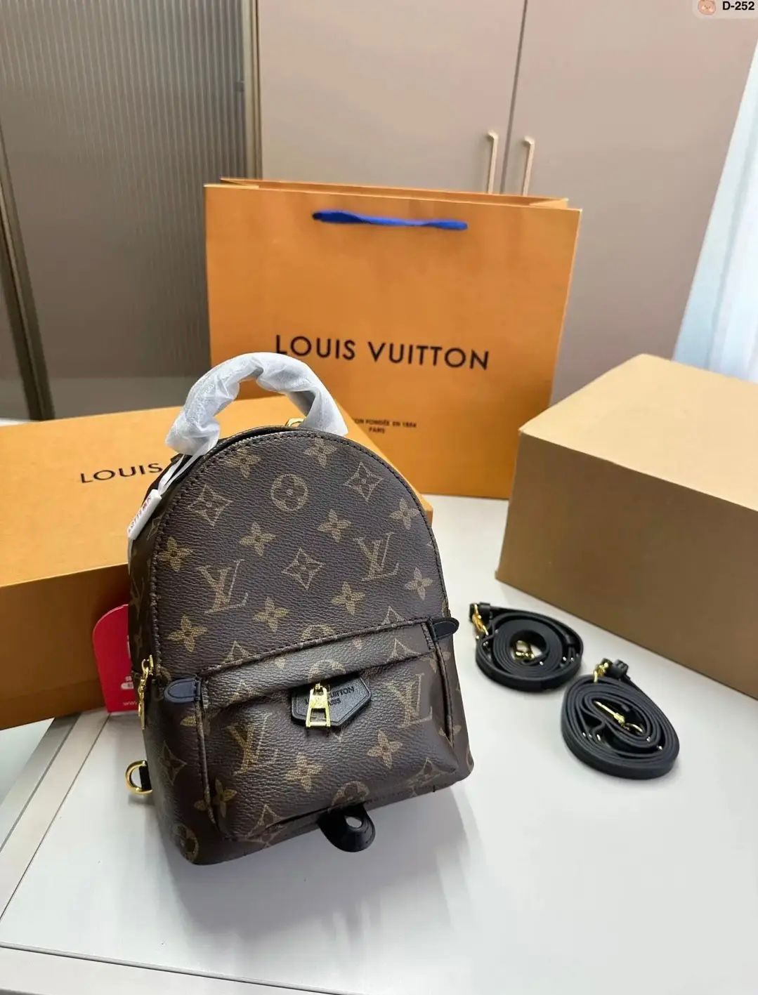 Lv backpack combo set _2