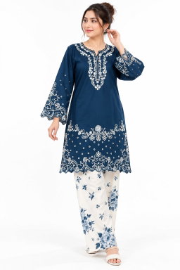 Embroidered 2-Piece with Printed Flapper