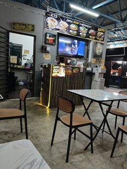 CAFE KTS TAMAN SERI SULONG BUKA 5.00PM -11.00MLM TUTUP SELASA 