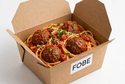 Spaghetti +sauce bolognaise +boulette de viande de bœuf