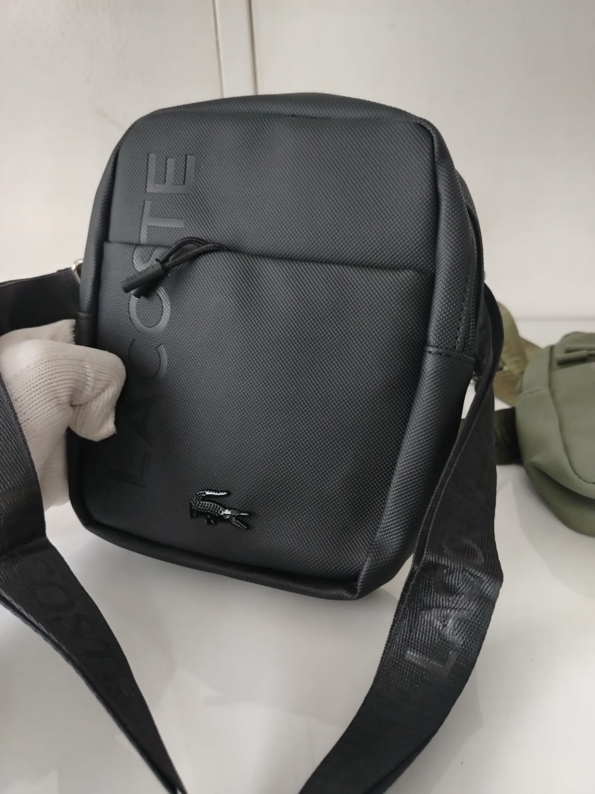 Lacoste sling black 