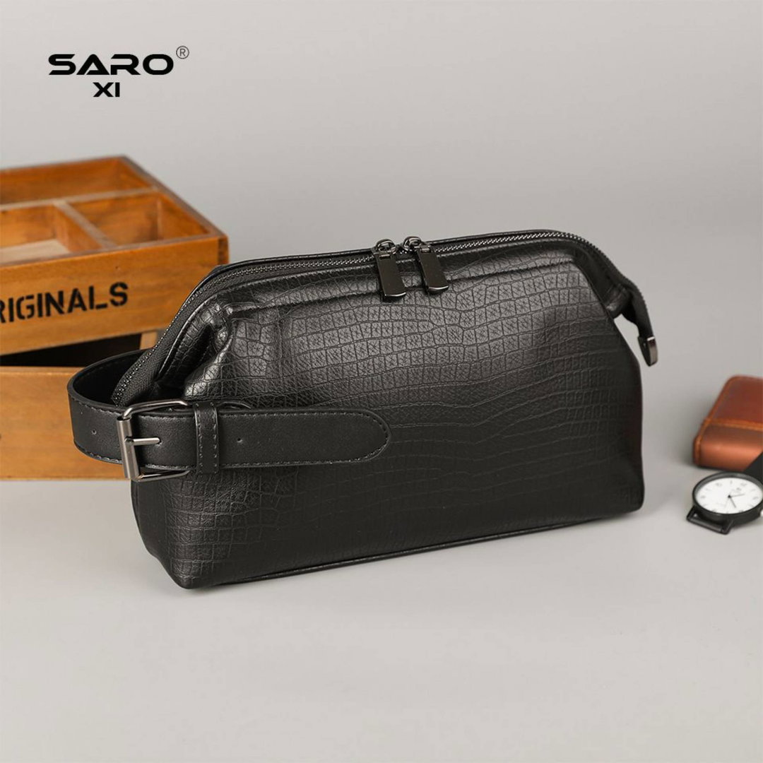 Sacoche / Trousse de Toilette Noire Effet Croco SARO XI