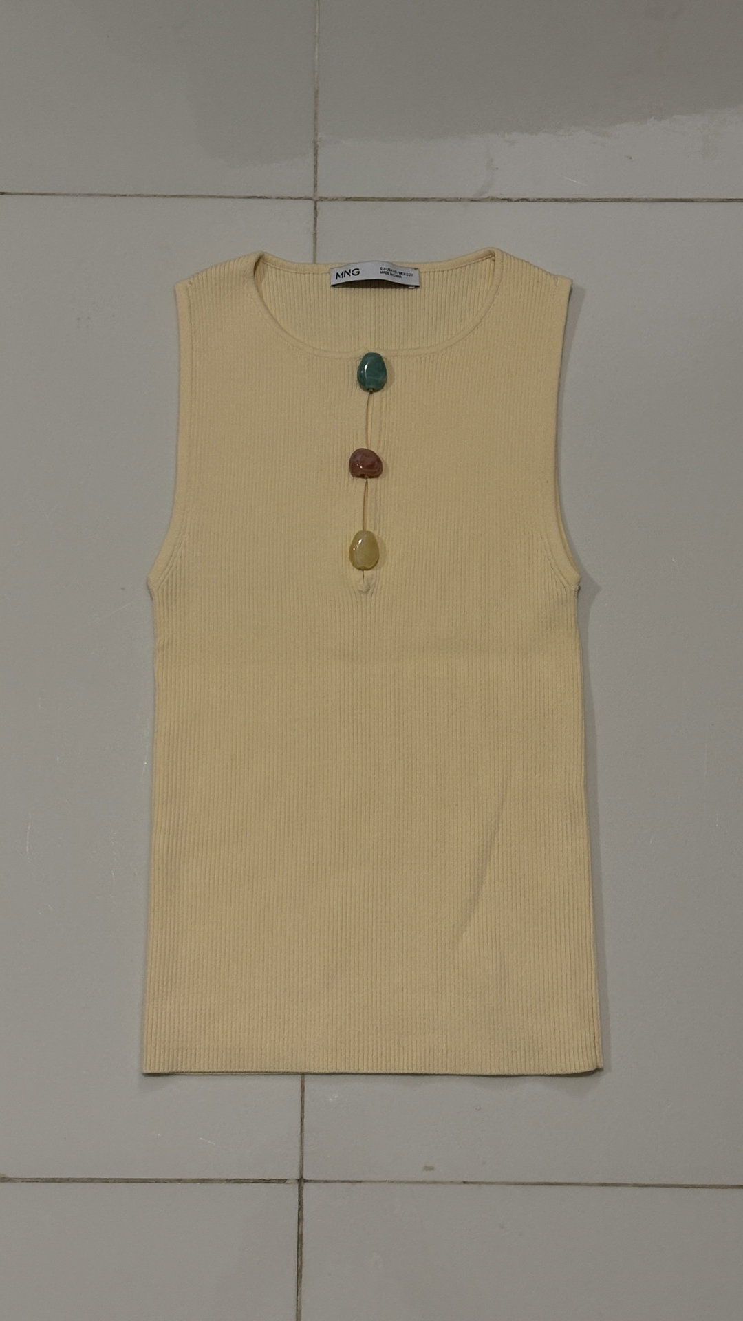 B12 - Mango Ribbed Top with Beads