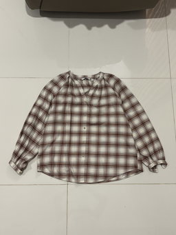 B14 - Uniqlo Soft Flannel Gathered Blouse 