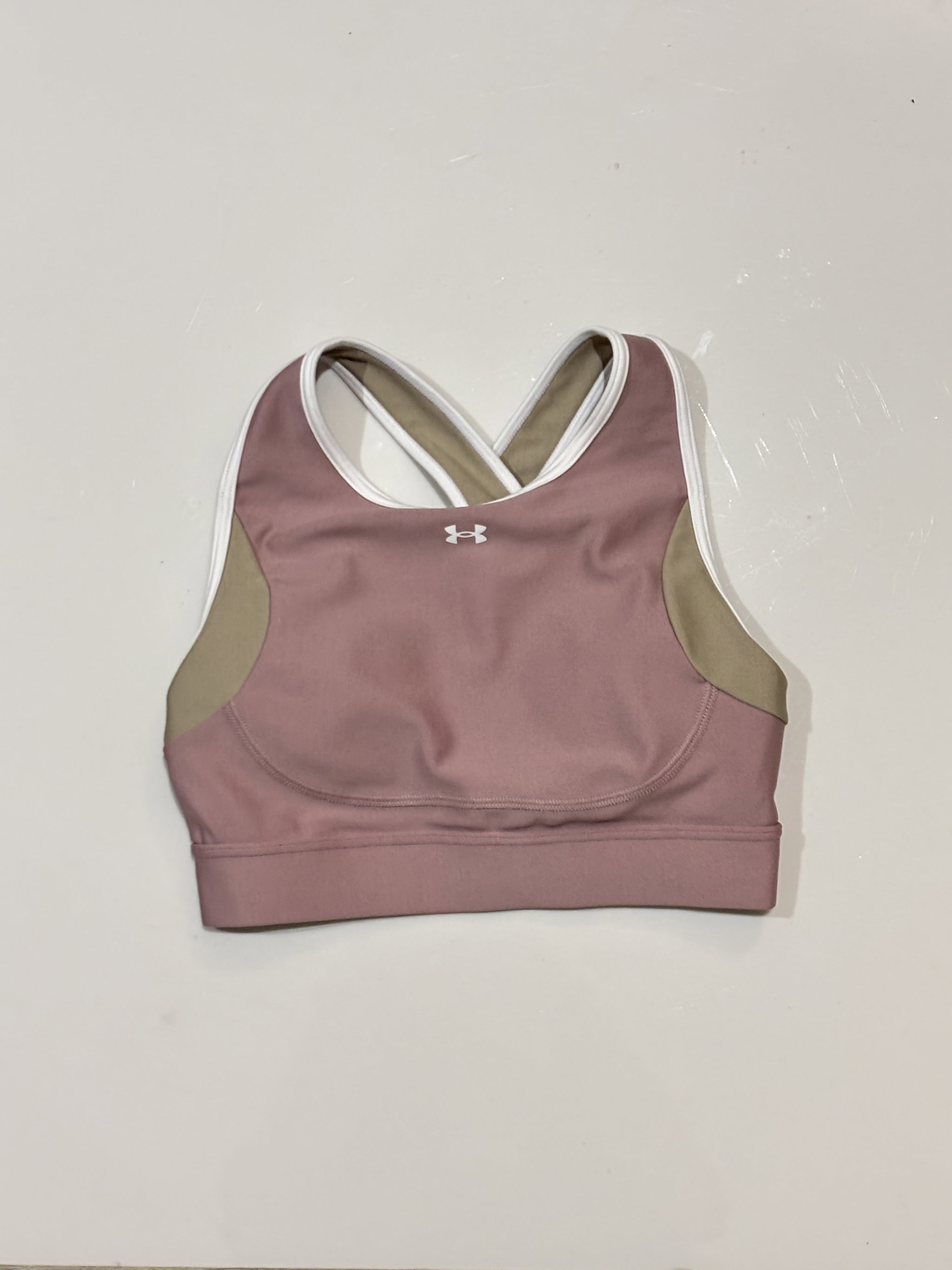 B34 - Under Armour Crossback Mid Open Back Sport Bra _0