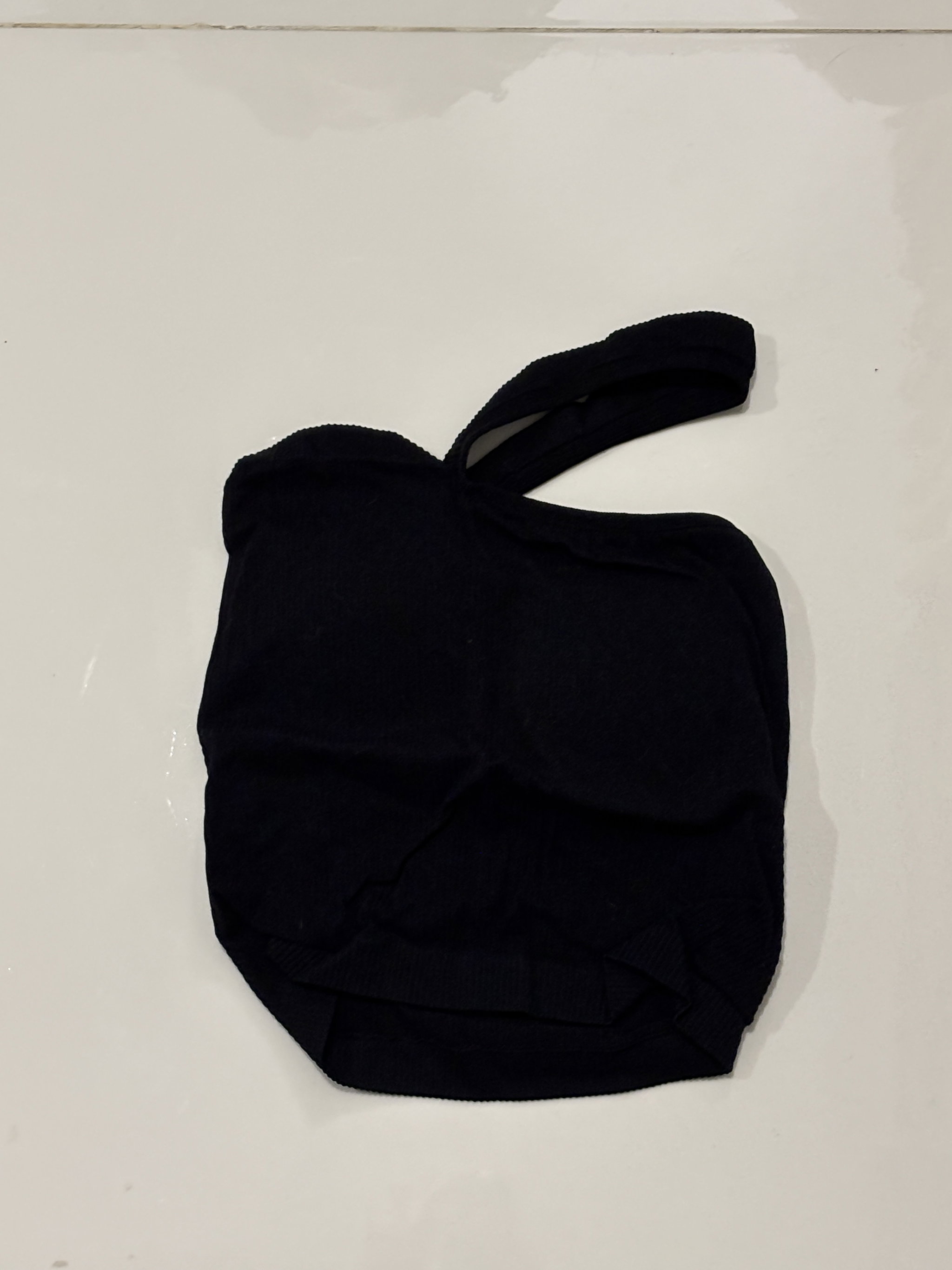 B37 - Asymmetric Strap Crop Top _0