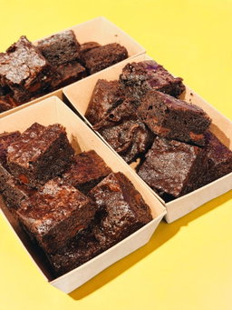 Dark Fudge Brownie