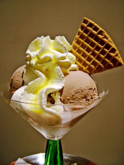 Kunafa Ice Cream