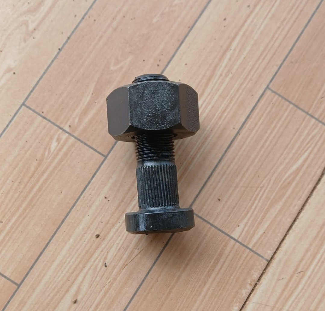 Rear Wheel Stud-Ford/New Holland