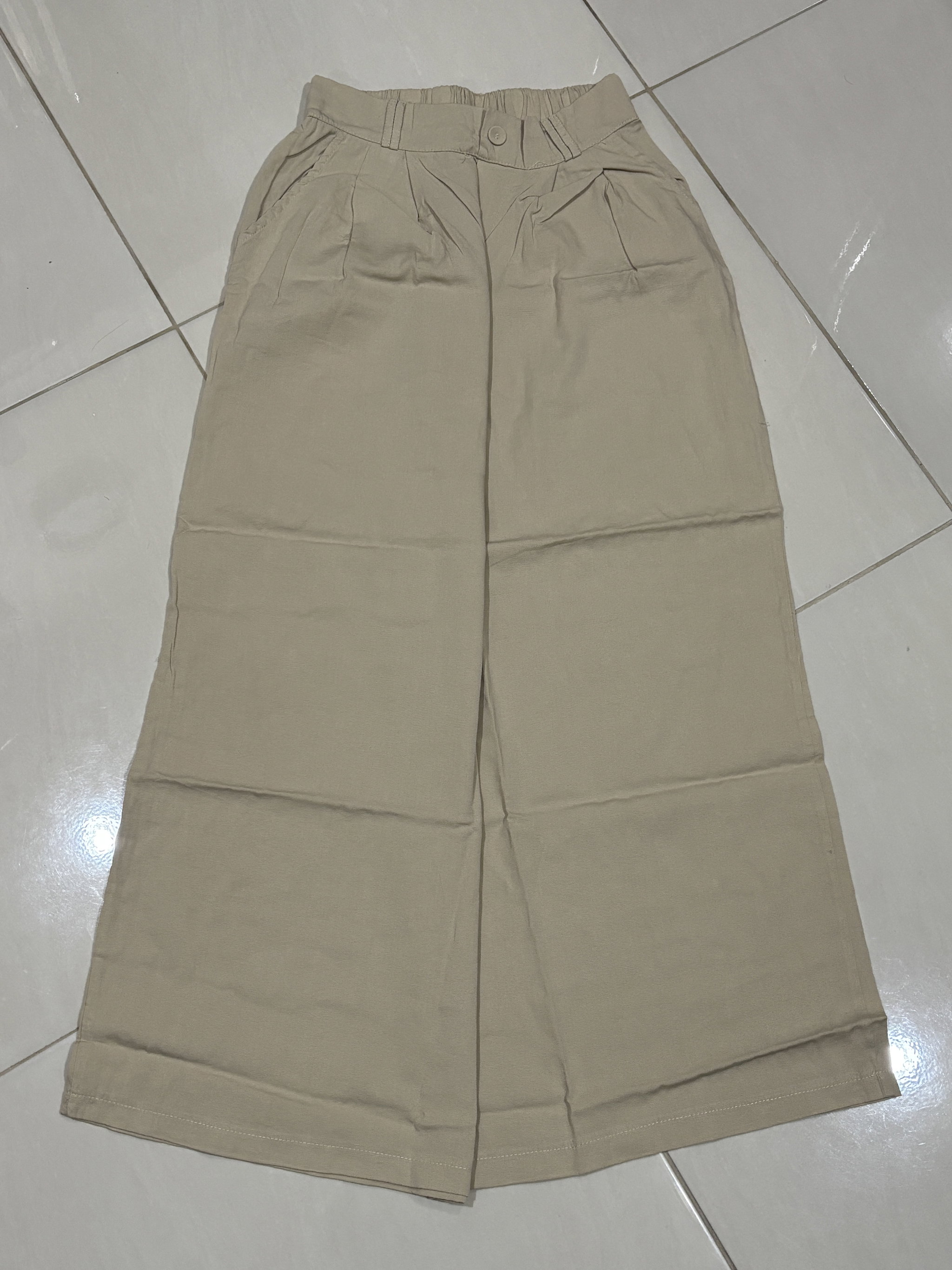 C05 - High Waisted Wide Leg _0