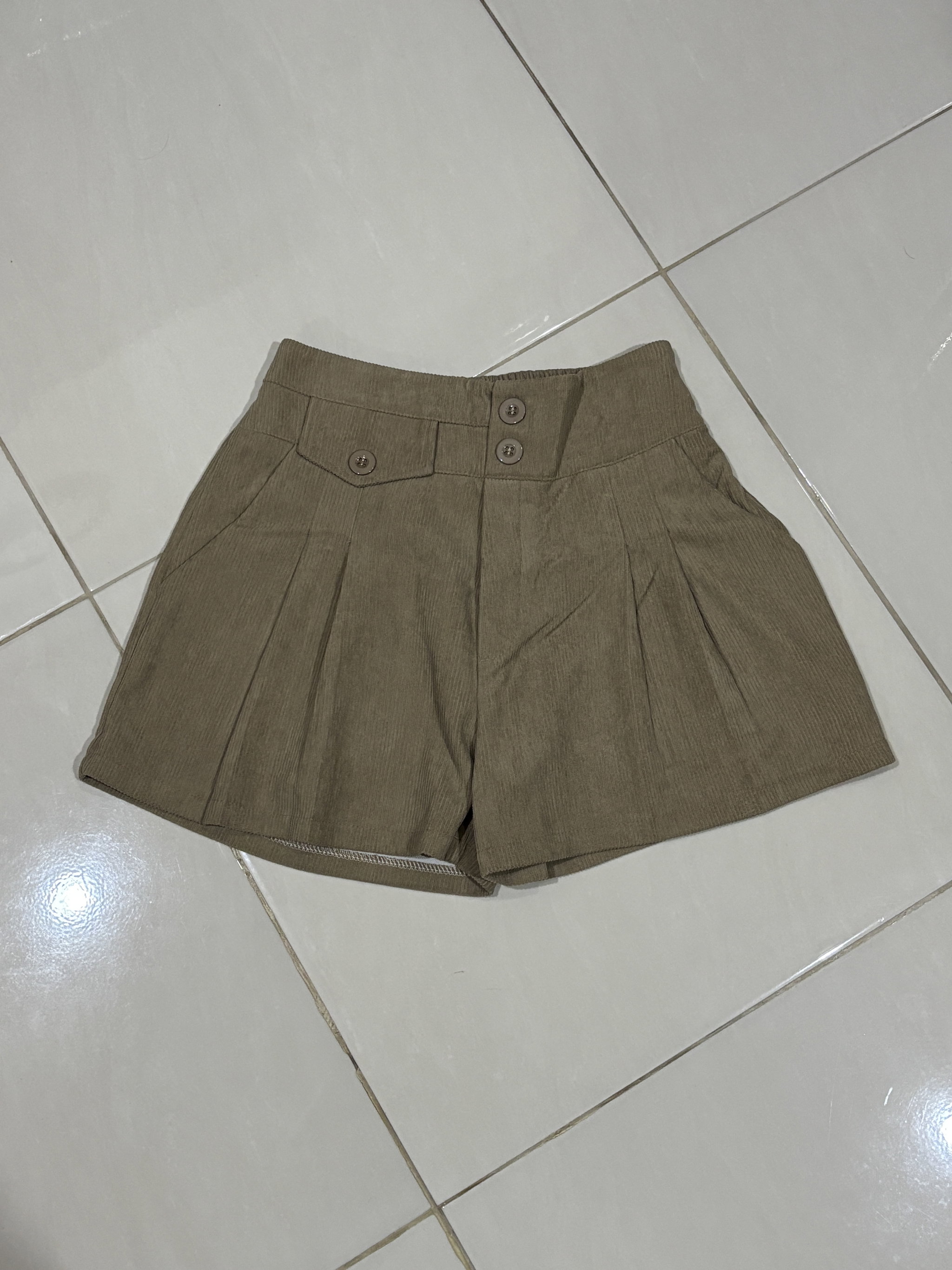 C07 - Corduroy Shorts _0
