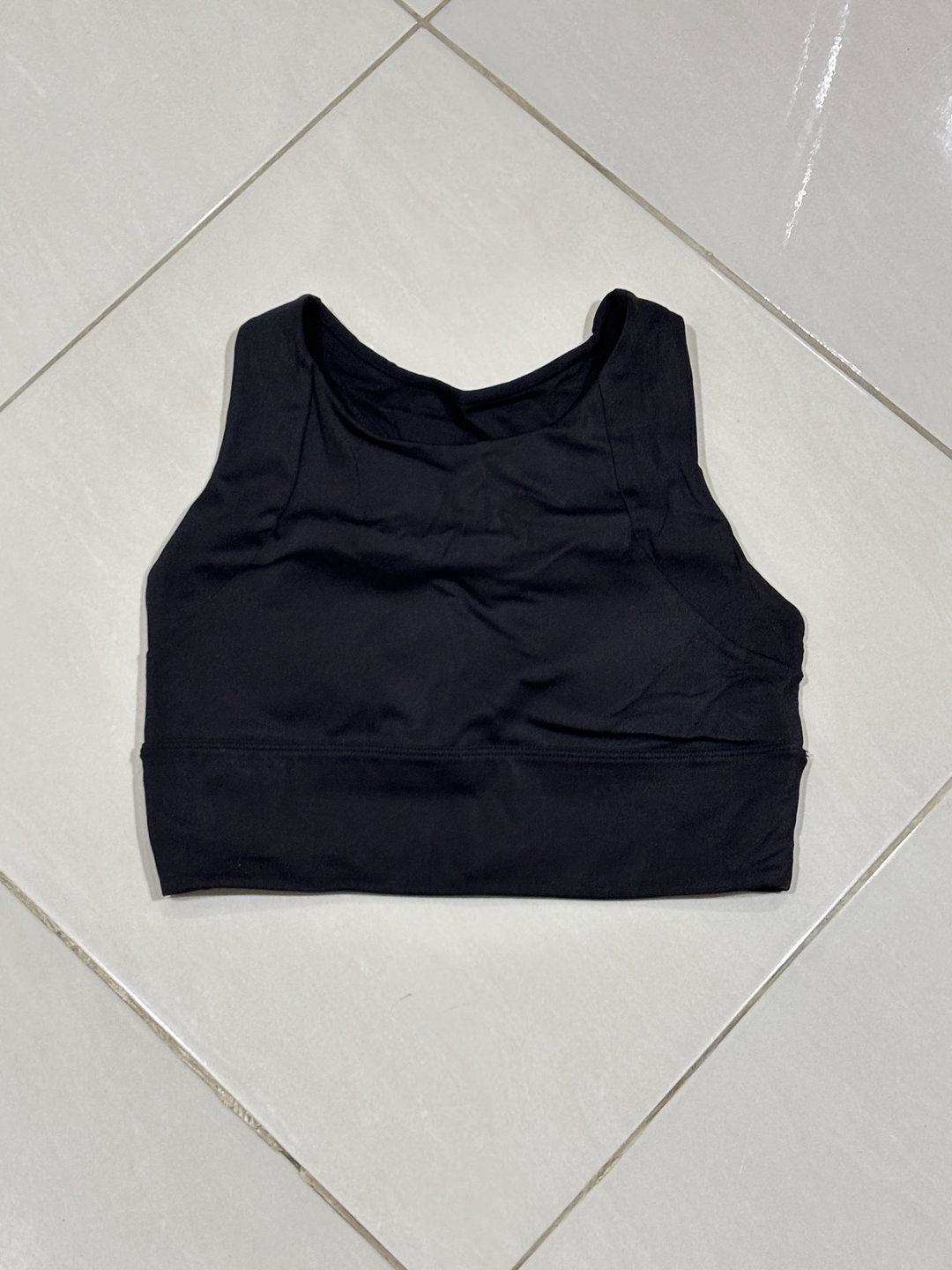 C13 - High Neck Sport Bra 