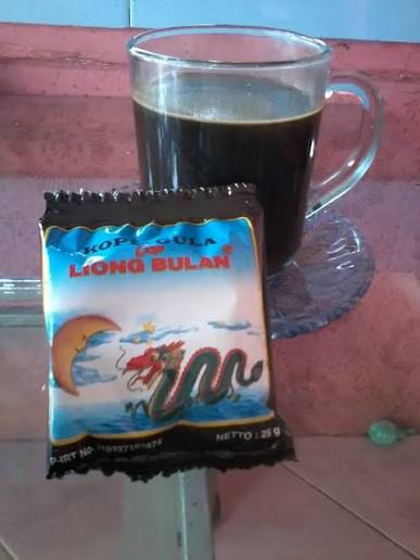 Kopi Hitam Liong Bulan Seduh_0
