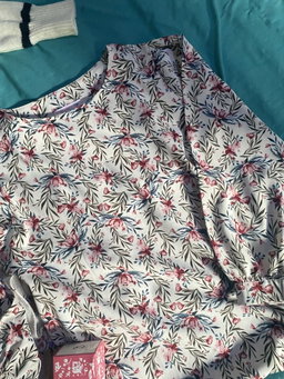 Blouse Floral Vintage