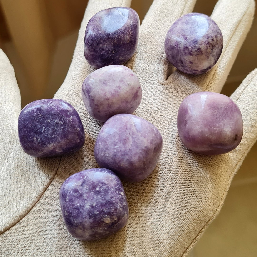 Lepidolite Tumbled Stone 