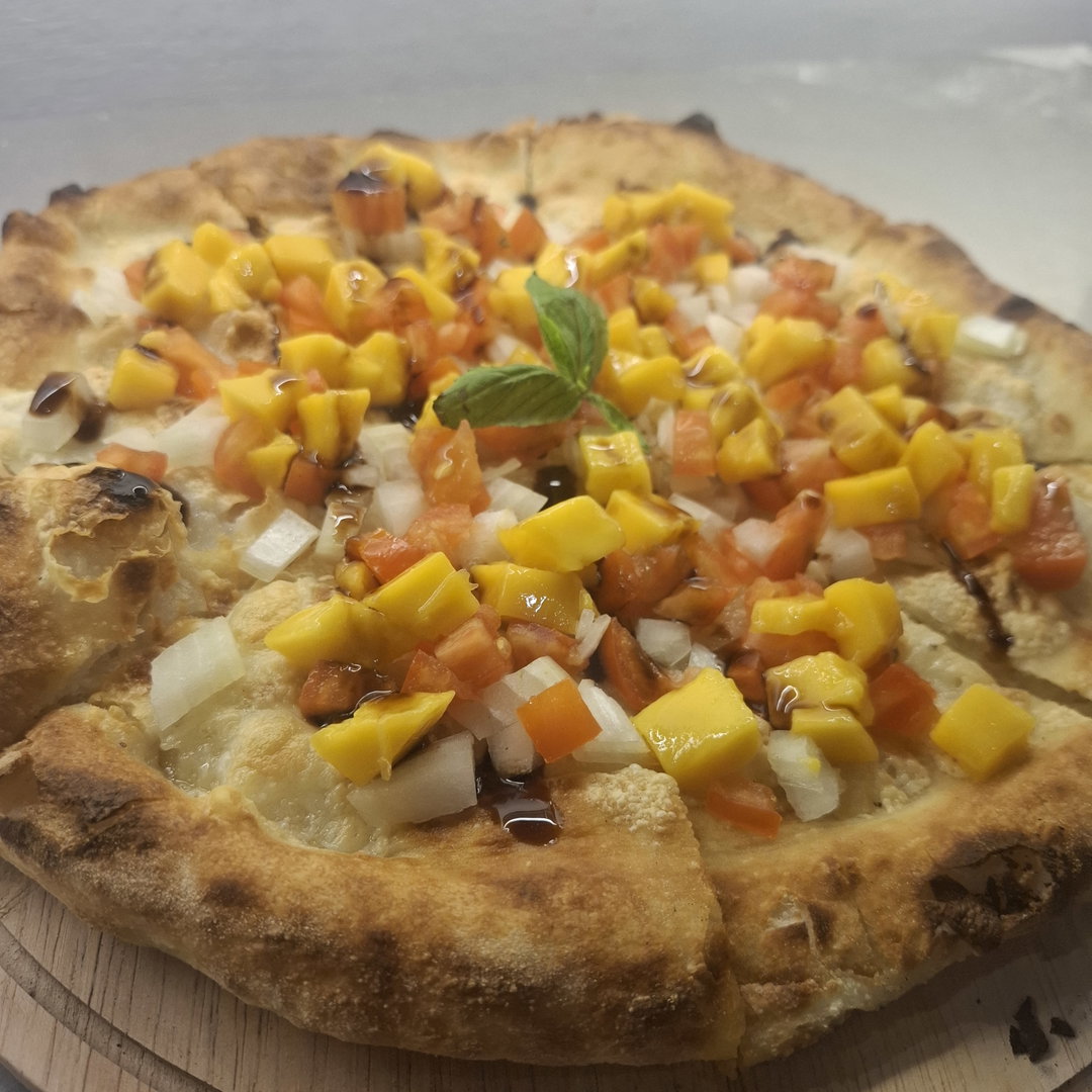Bruschetta Tropicana Pizza