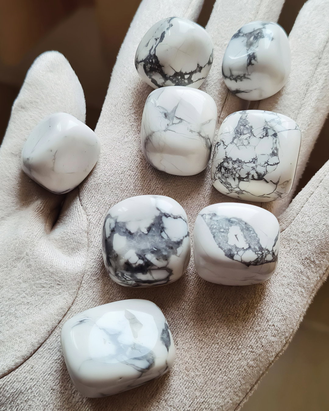 Howlite Tumbled Stone 