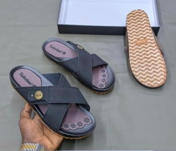 Open shoes 