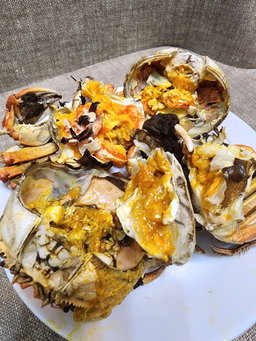 🦀 啖啖滋味·極上大閘蟹 ྀིྀི.(大/細Size) （隻）